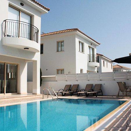 Palm Tree Villas โปรทาราส ภายนอก รูปภาพ