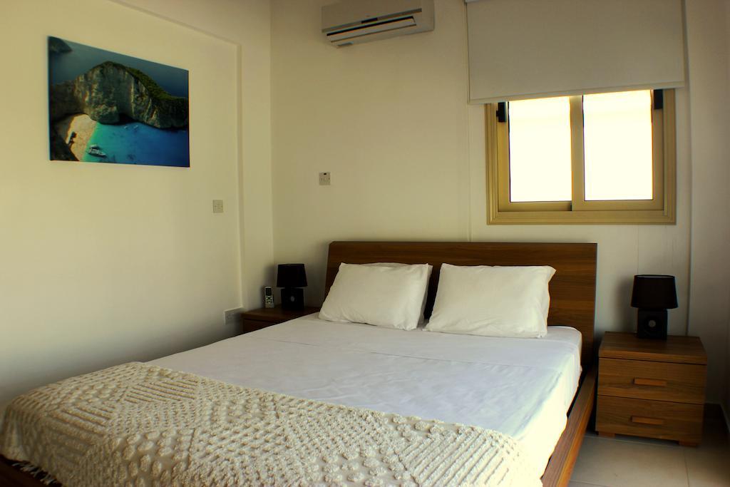 Palm Tree Villas โปรทาราส ห้อง รูปภาพ