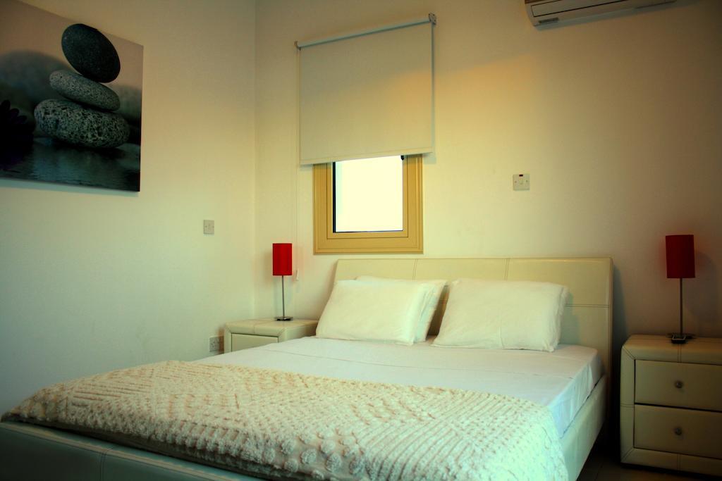 Palm Tree Villas โปรทาราส ห้อง รูปภาพ
