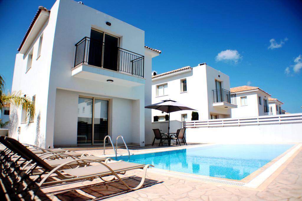 Palm Tree Villas โปรทาราส ภายนอก รูปภาพ